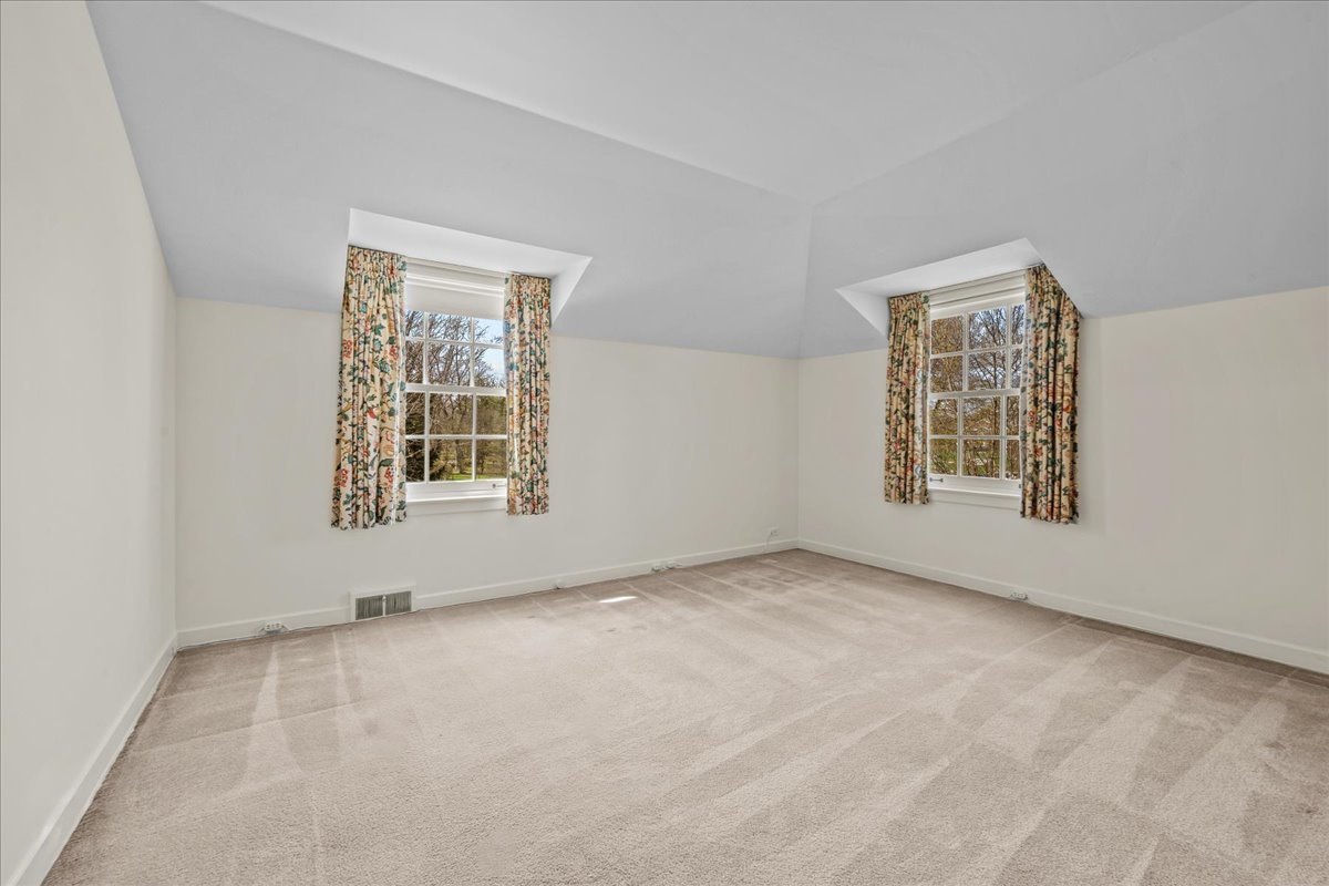 1523 Tower Road Winnetka, IL 60093 - Photo 20 of 29