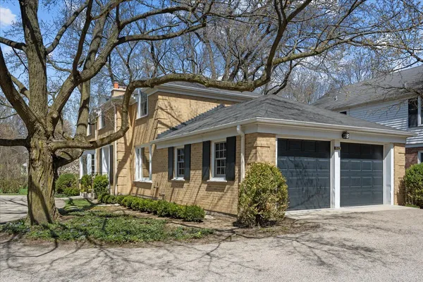 $1,095,000 | 1523 Tower Road, Winnetka, IL 60093