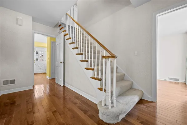 $1,095,000 | 1523 Tower Road, Winnetka, IL 60093