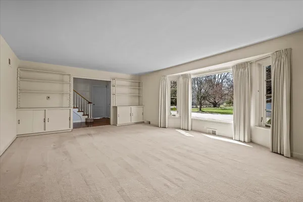 $1,095,000 | 1523 Tower Road, Winnetka, IL 60093
