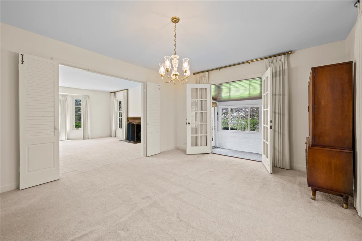 1523 Tower Road Winnetka, IL 60093 - Photo 8 of 29