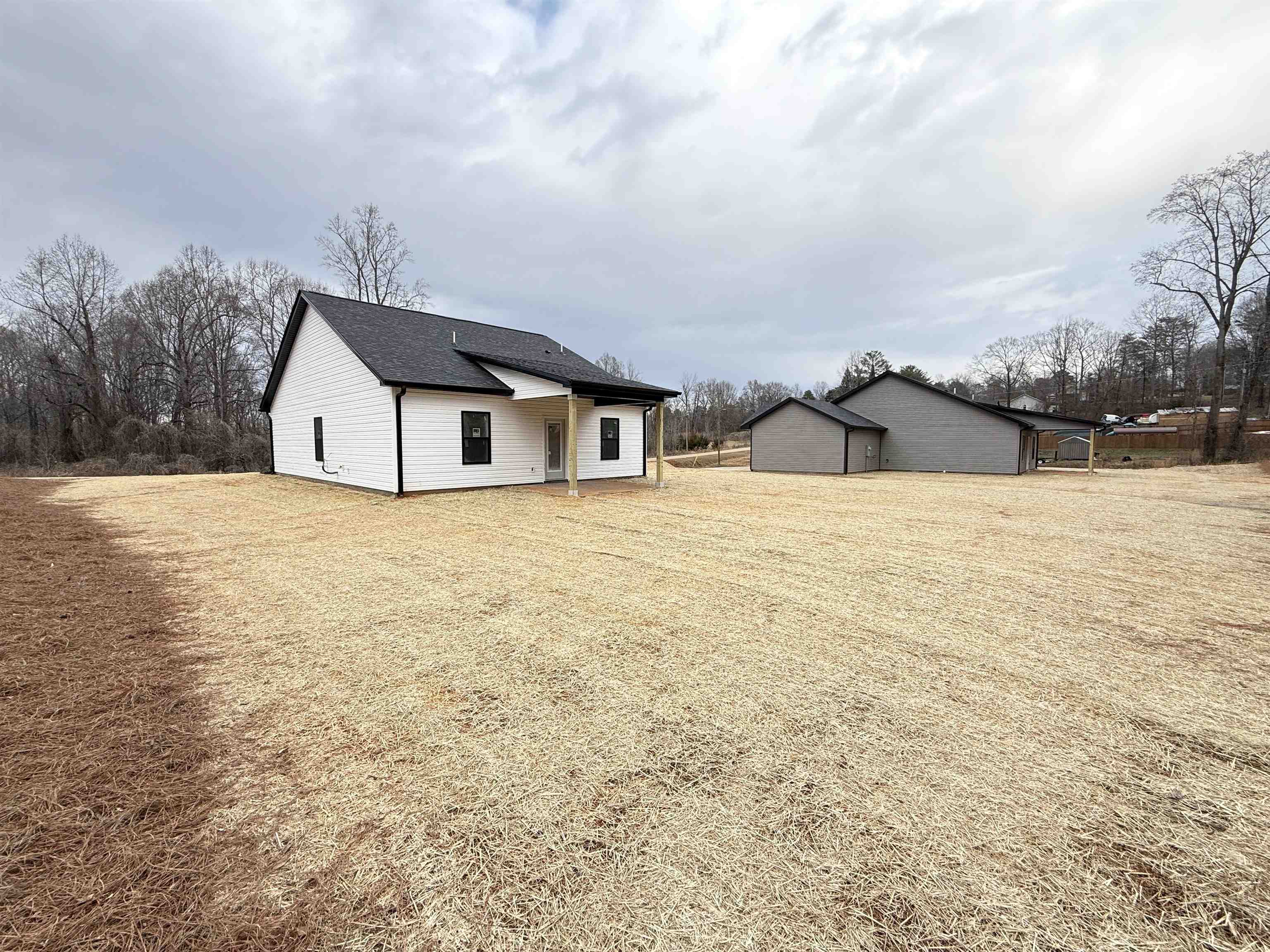 835 Campobello-Gramling School Road Campobello, SC 29322 - Photo 3 of 3