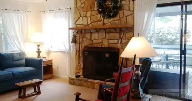 82 Spruce Pine Road Newland, NC 28657 - Photo 2 of 26 Gallery Image 2