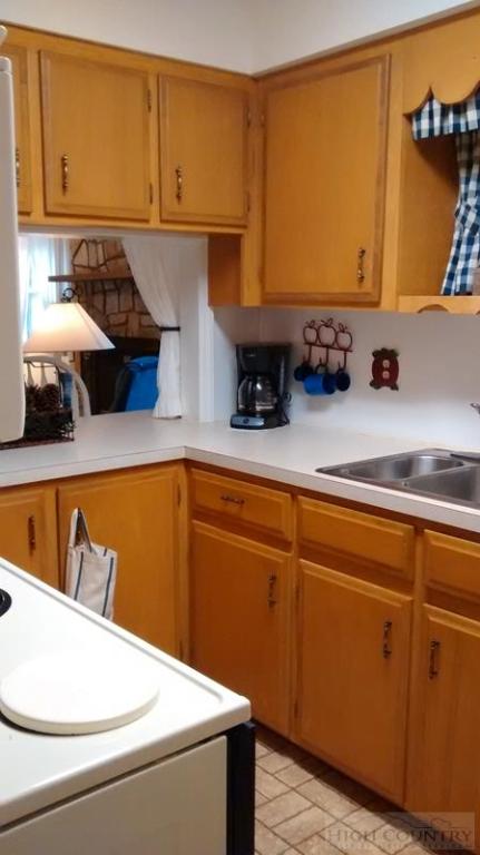82 Spruce Pine Road Newland, NC 28657 - Photo 22 of 26 Gallery Image 22