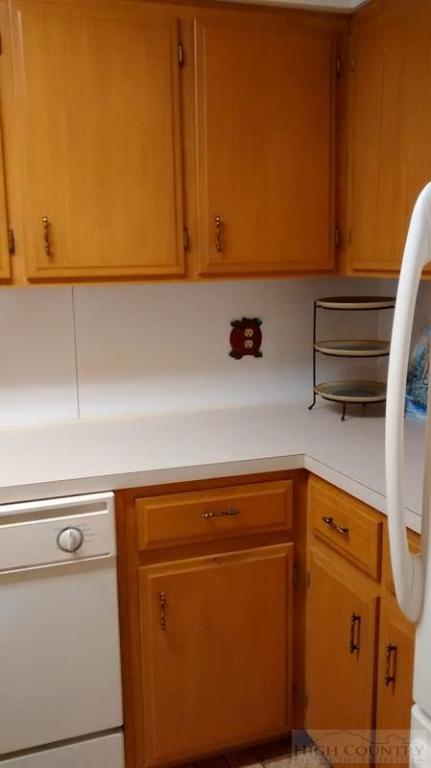 82 Spruce Pine Road Newland, NC 28657 - Photo 24 of 26 Gallery Image 24