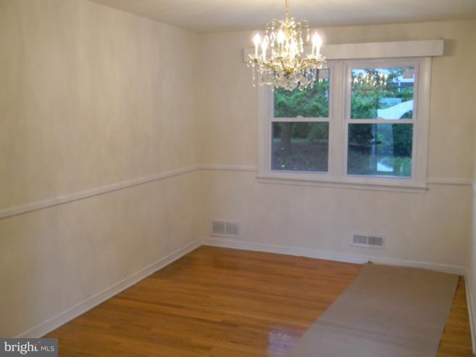 115 Charmuth Road Lutherville-Timonium, MD 21093 - Photo 3 of 12 Dining Room