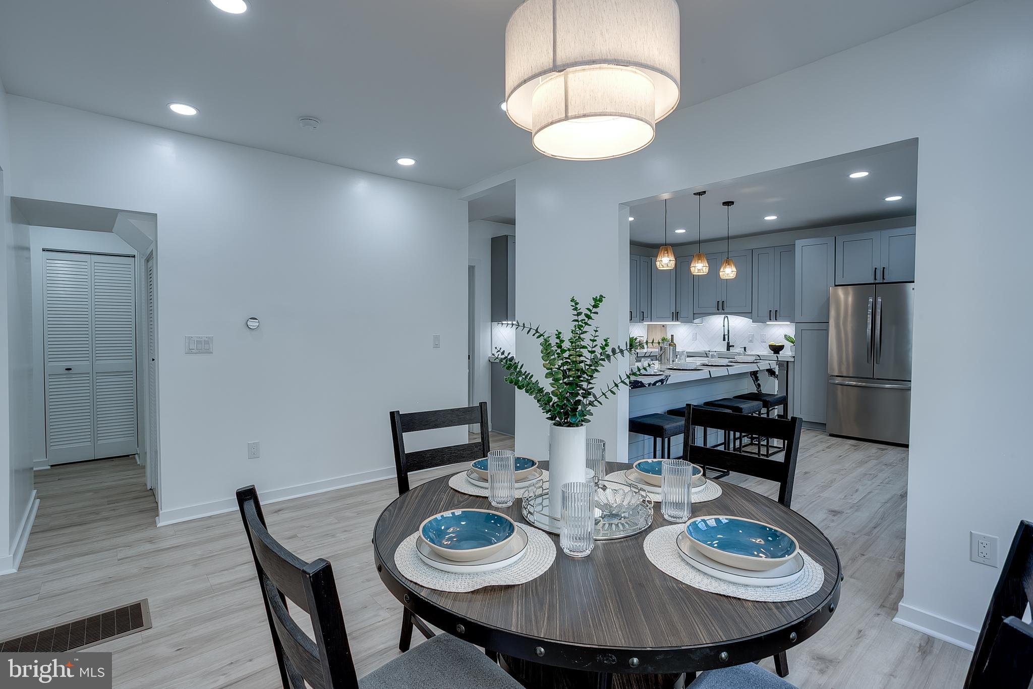 2004 Beverly Road Burlington, NJ 08016 - Photo 11 of 40 Dining Room