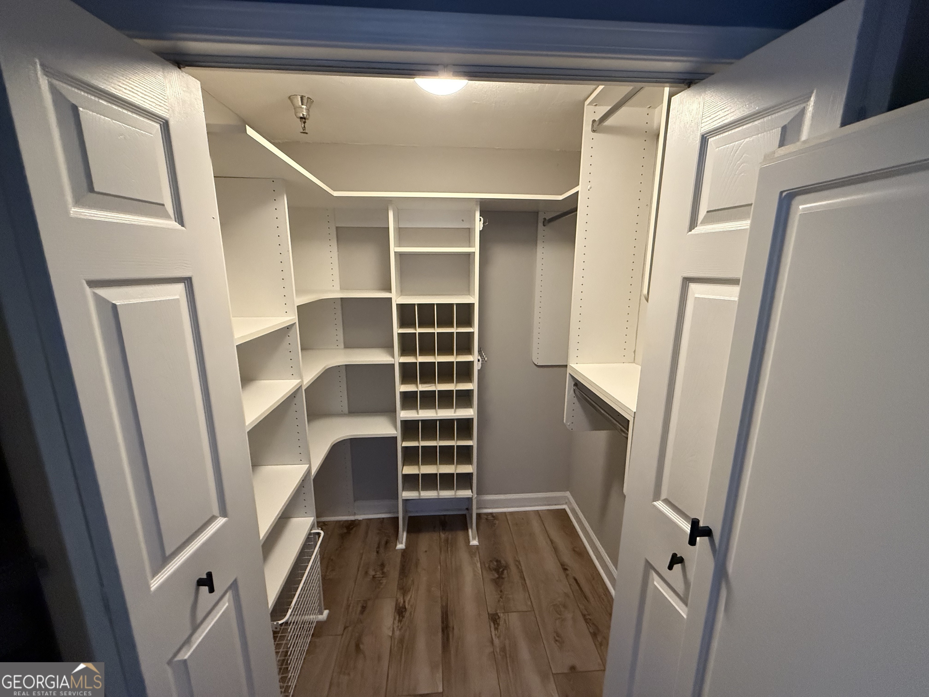 375 Ralph McGill Boulevard Northeast, Unit 1305 Atlanta, GA 30312 - Photo 6 of 15