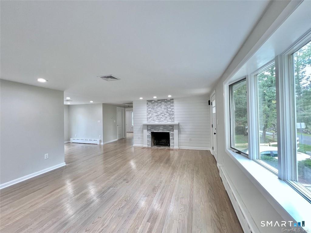34 Crescent Road Westport, CT 06880 - Photo 8 of 27