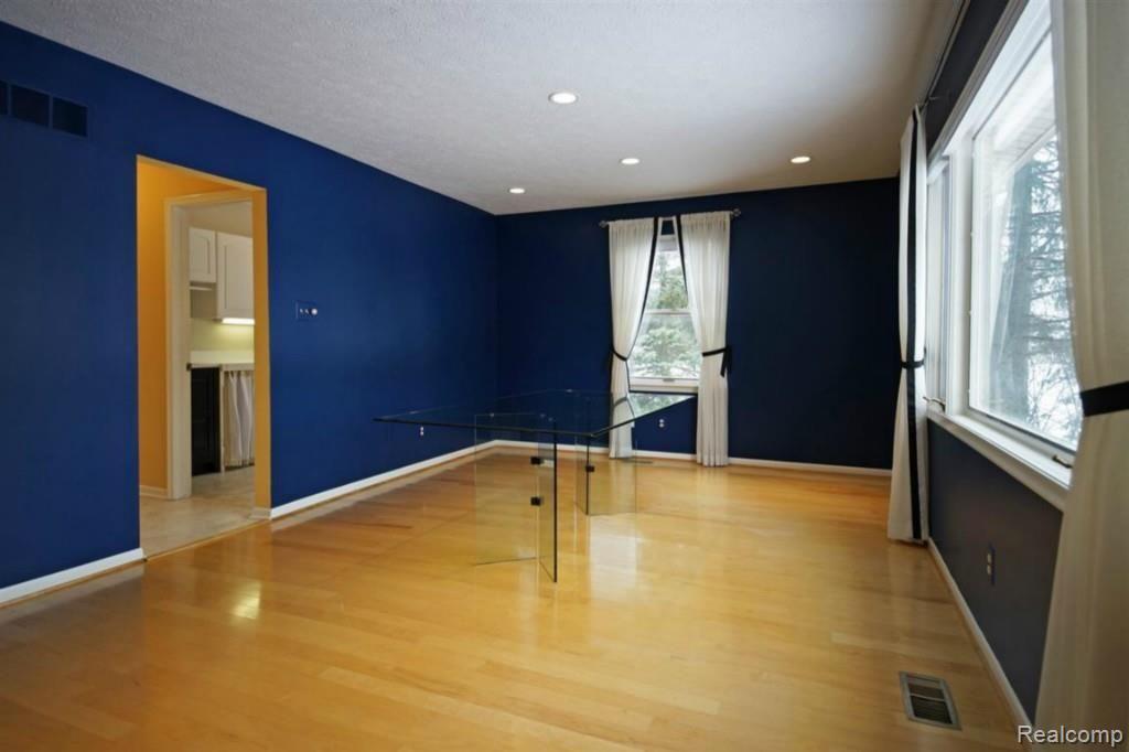 Maple hardwood flooring in the living room