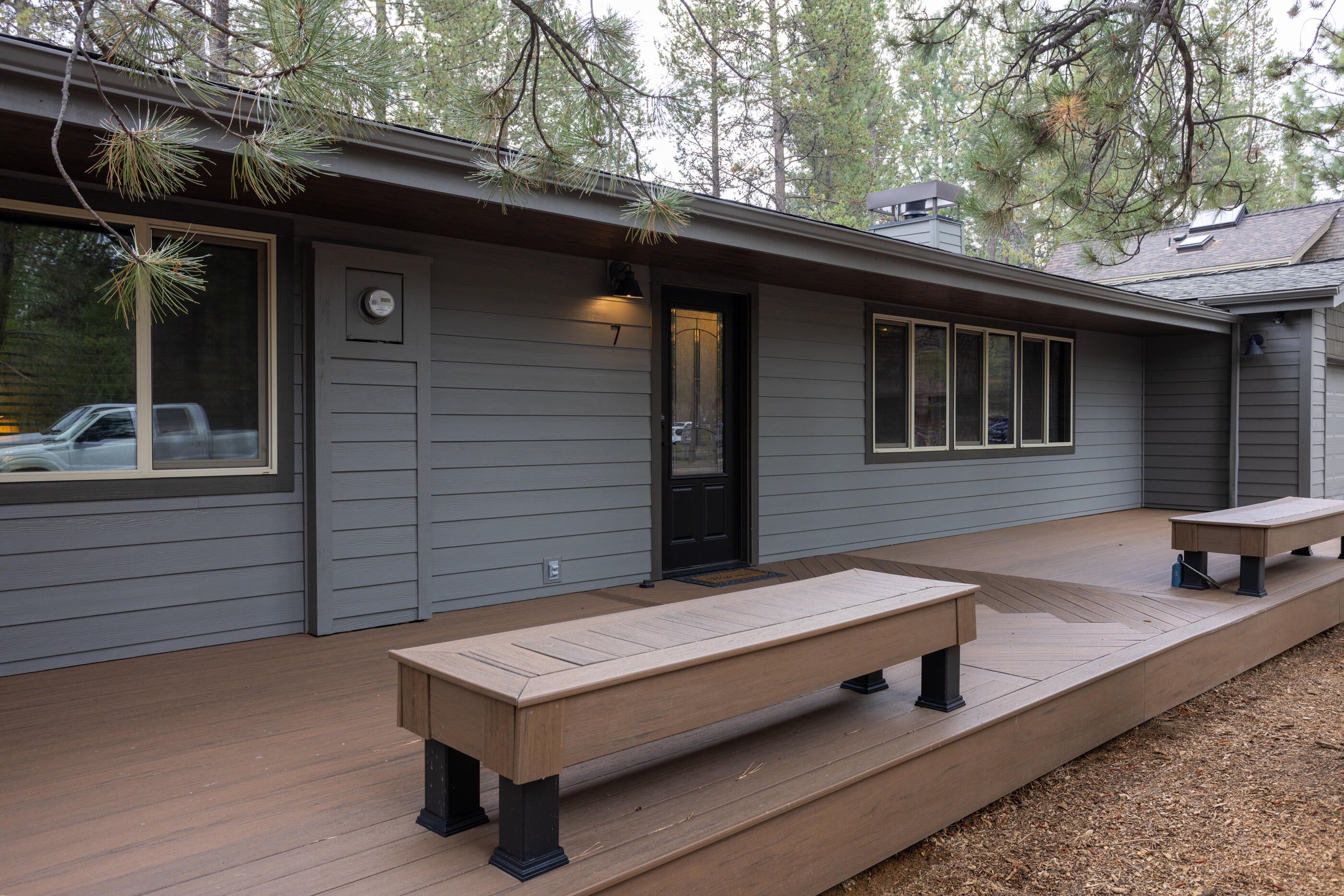 18155 Timber Lane Sunriver, OR 97707 - Photo 11 of 26 Cedarmill Hardy siding in 2021 including exterior paint