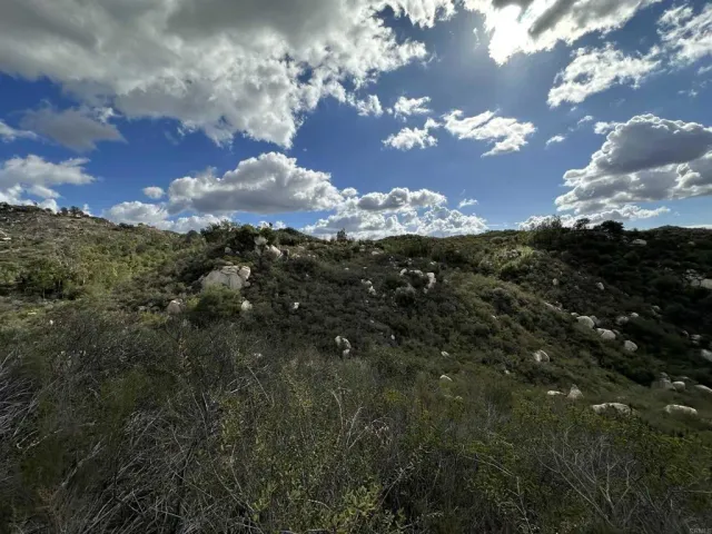 $1,095,000 | 2494 Lane Fallbrook Ca, Fallbrook, CA 92028