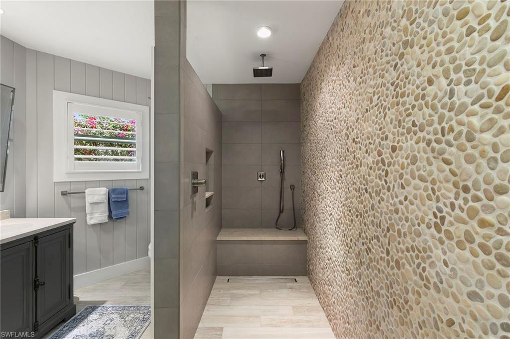 831 Rue Deville, Unit 2 Naples, FL 34108 - Photo 13 of 43