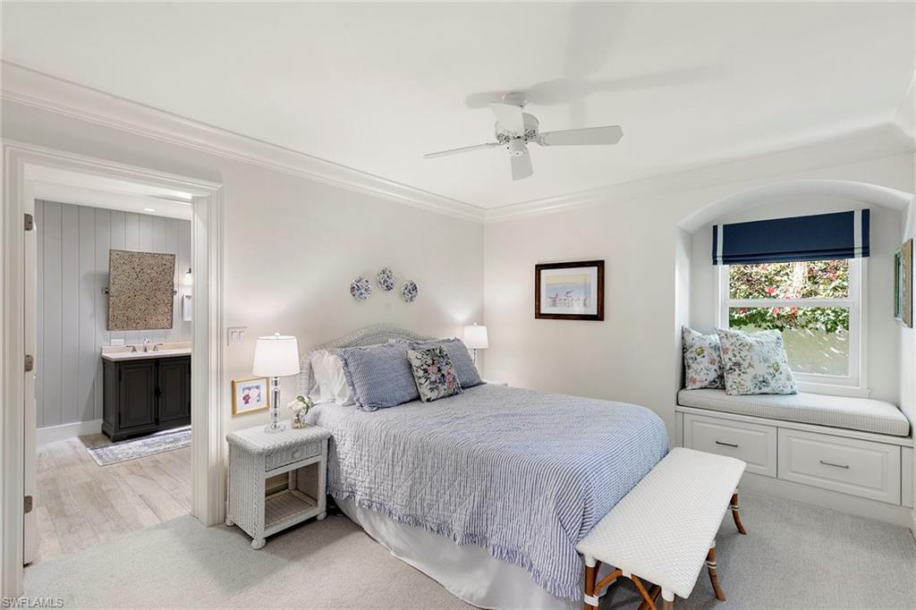 831 Rue Deville, Unit 2 Naples, FL 34108 - Photo 21 of 43