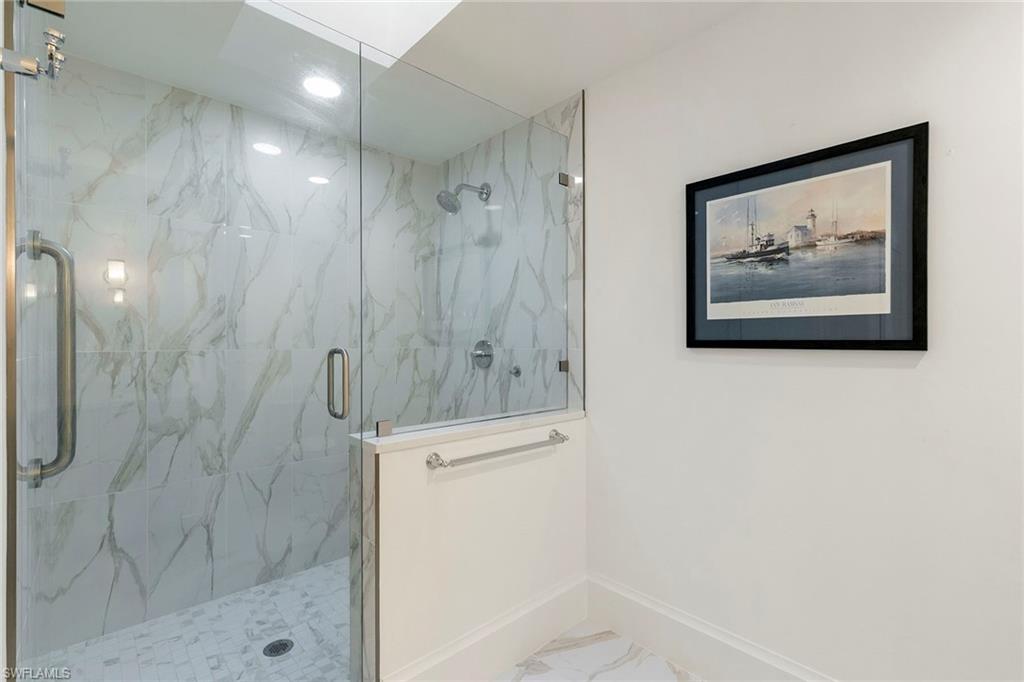 831 Rue Deville, Unit 2 Naples, FL 34108 - Photo 28 of 43