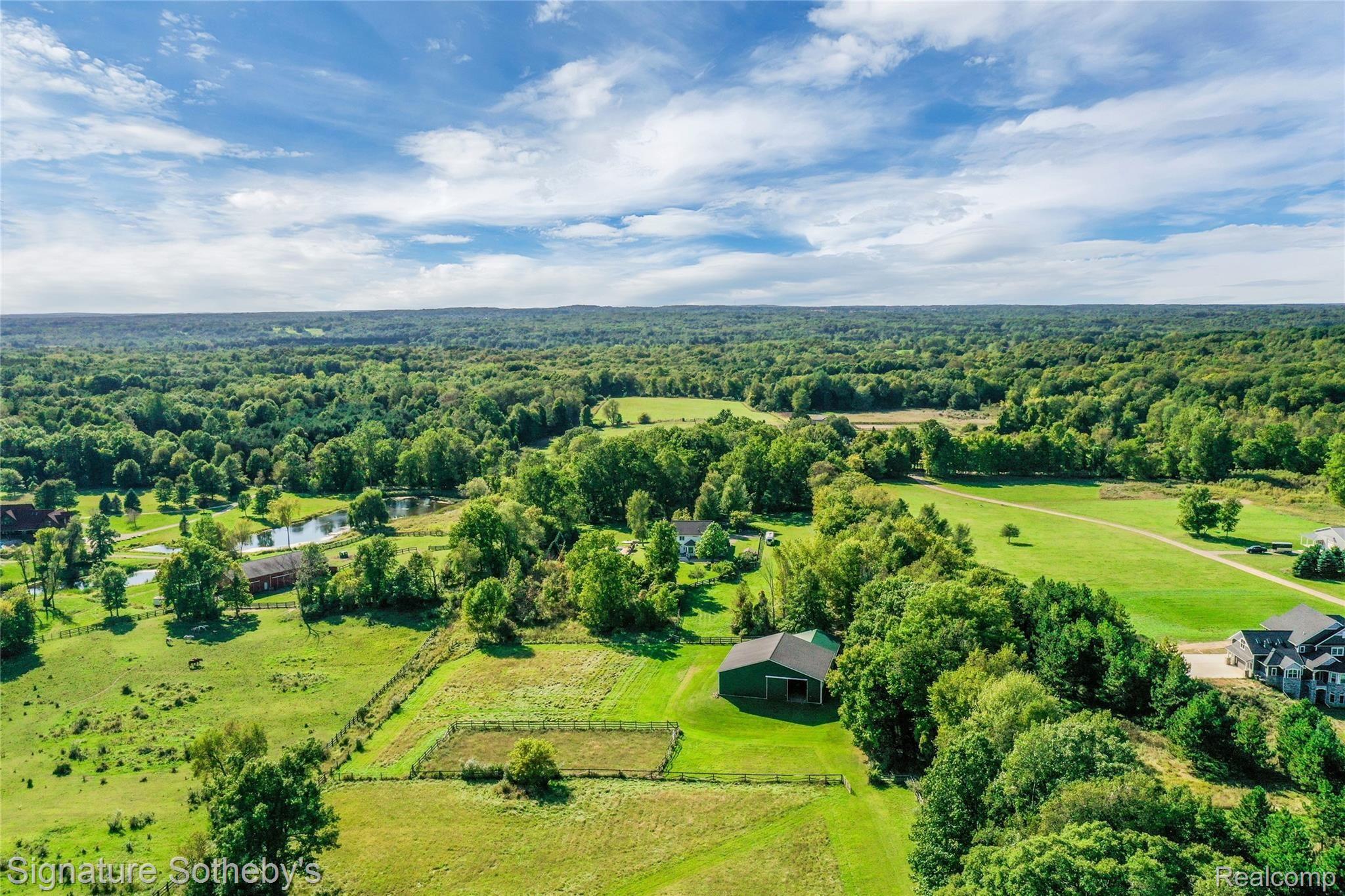 5641 Barber Road Metamora, MI 48455 - Photo 63 of 76 5641 Barber Rd Metamora MI-print-017-017-5641 Barber Road Metamora-4200x2800-300dpi.jpg