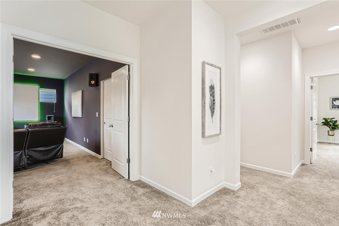 19814 37th Drive Southeast Bothell, WA 98012 - Photo 31 of 40 Gallery Image 31