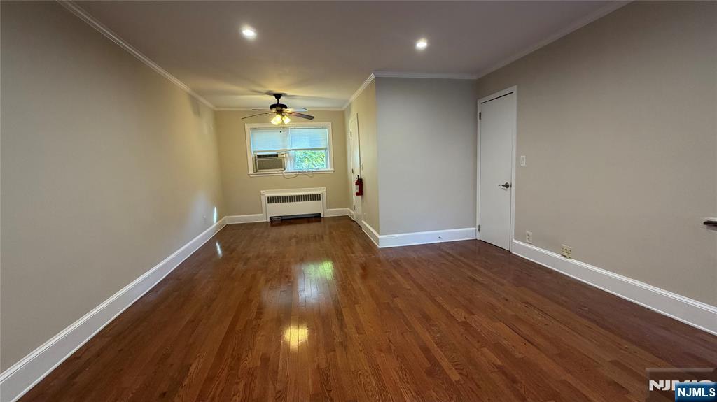 295 Tenafly Road, Unit I Tenafly, NJ 07670 - Photo 5 of 10 Gallery Image 5
