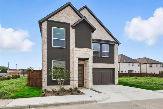 $709,900 | 911 Banyan Tree Lane, Richardson, TX 75081