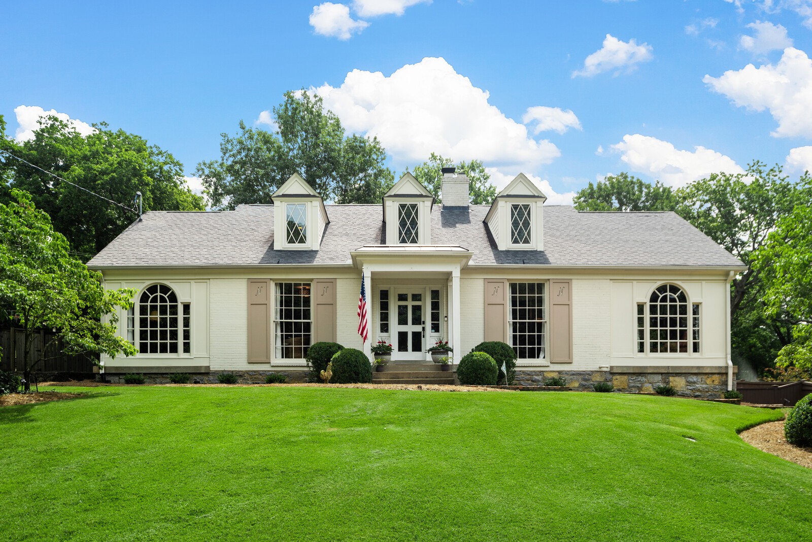 4310 Estes Road Nashville, TN 37215 - Photo 1 of 52 Gallery Image 1