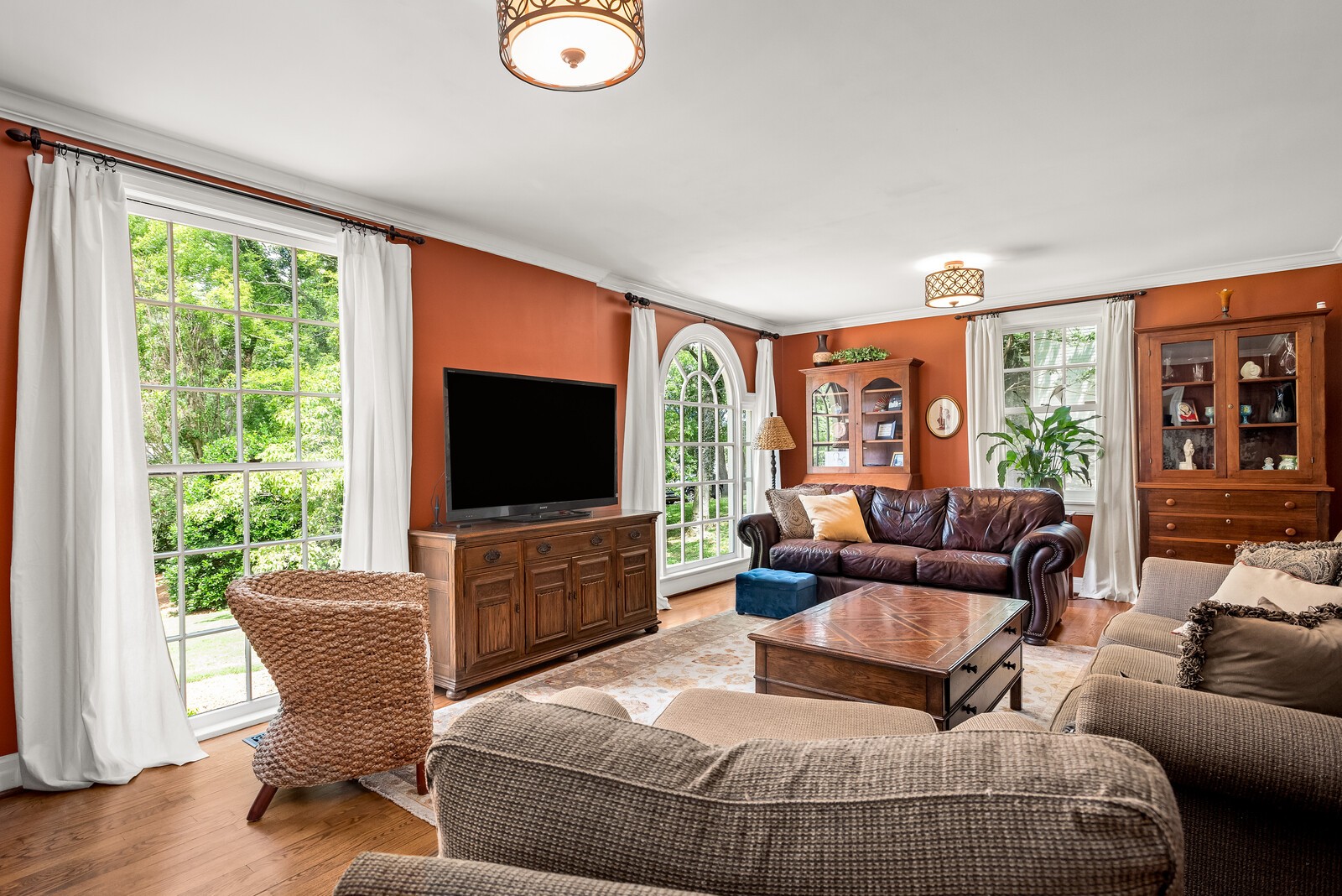 4310 Estes Road Nashville, TN 37215 - Photo 16 of 52 Gallery Image 16
