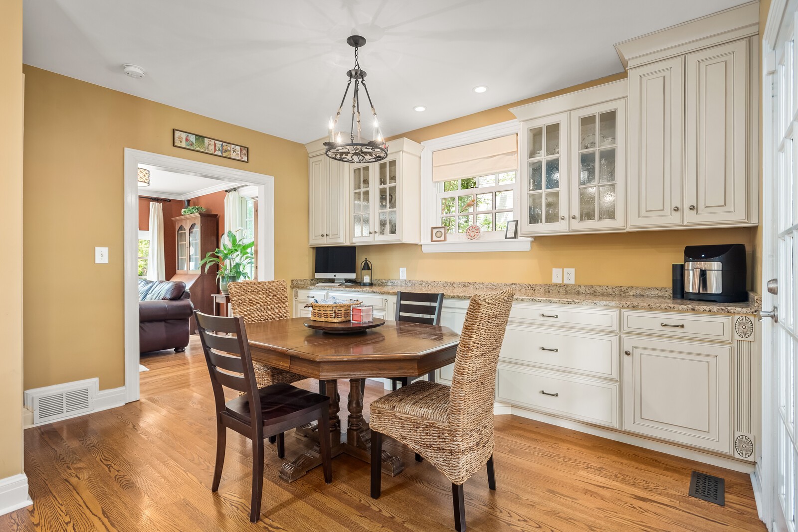 4310 Estes Road Nashville, TN 37215 - Photo 19 of 52 Gallery Image 19