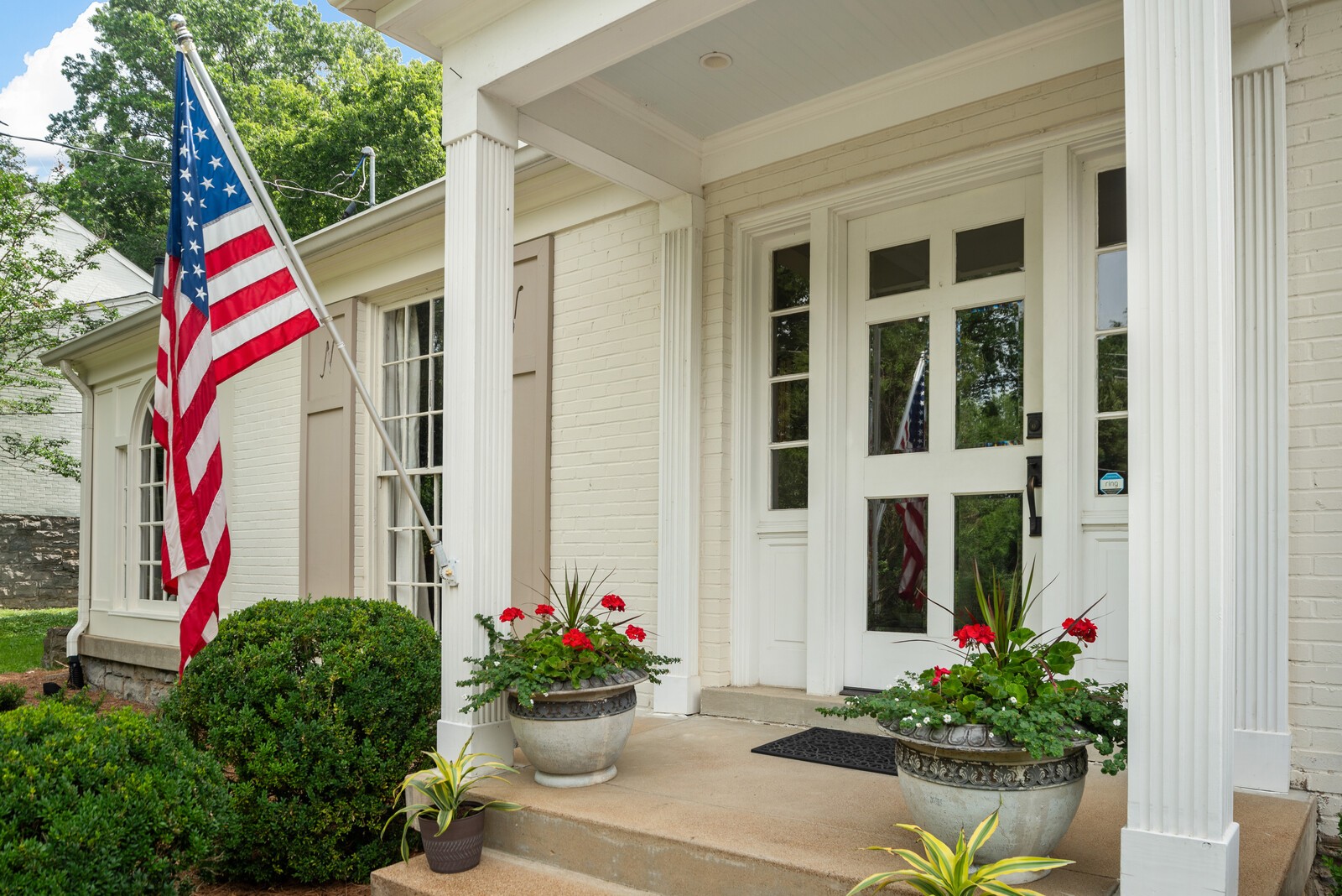 4310 Estes Road Nashville, TN 37215 - Photo 6 of 52 Gallery Image 6