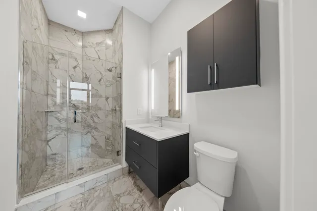 $4,000 | 121 34th Street, Unit 516, Union City, NJ 07087