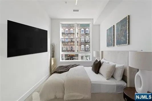 $2,375 | 491 Broadway, Unit 402, Bayonne, NJ 07002