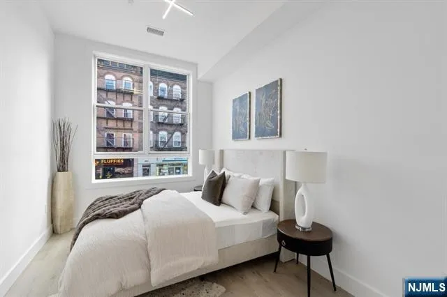 $2,375 | 491 Broadway, Unit 402, Bayonne, NJ 07002