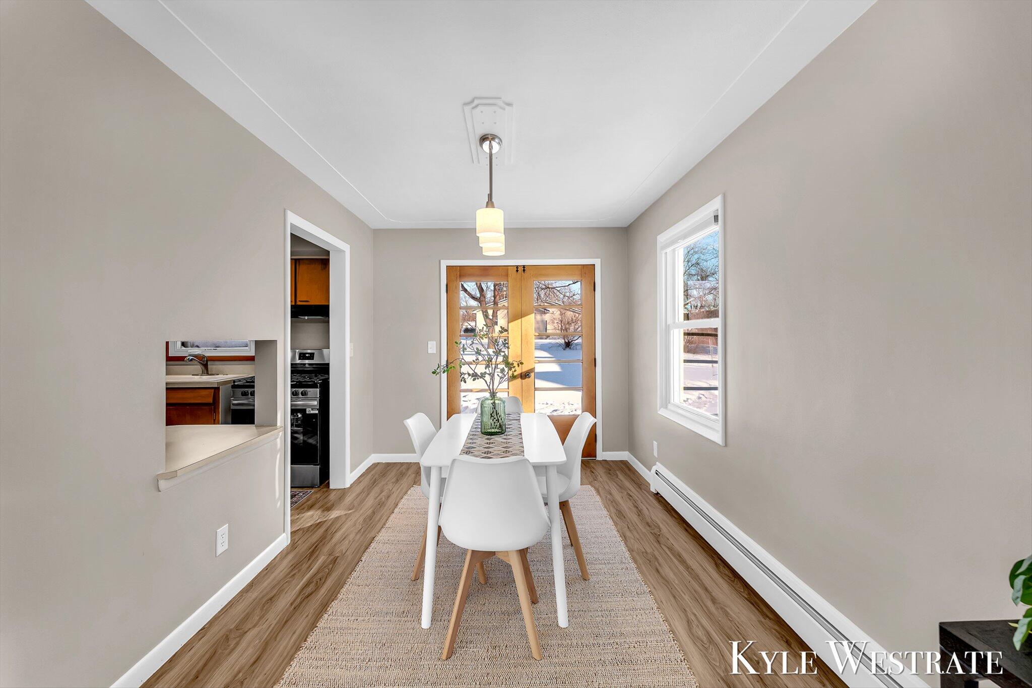 918 South Broas Street Belding, MI 48809 - Photo 7 of 29 07-AIV00320