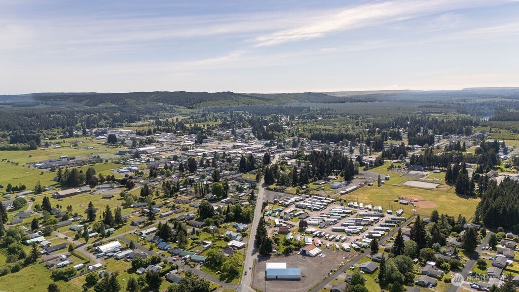 99 Newton Rd Forks, Unit 4 Forks, WA 98331 - Photo 1 of 5