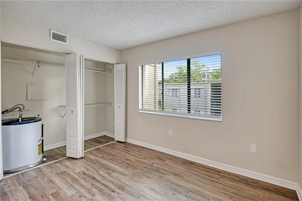 $169,900 | 3282 South Semoran Boulevard, Unit 22, Orlando, FL 32822
