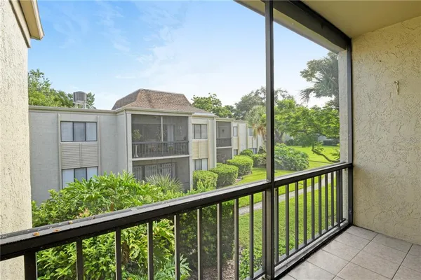 $169,900 | 3282 South Semoran Boulevard, Unit 22, Orlando, FL 32822