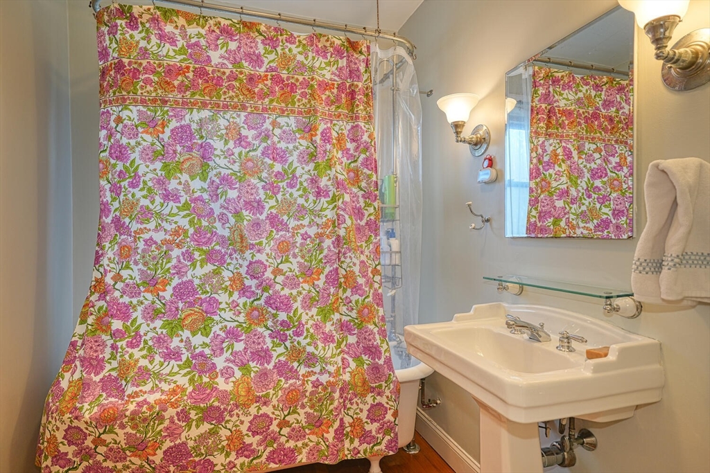 61 Chester Road, Unit 61 Belmont, MA 02478 - Photo 22 of 39