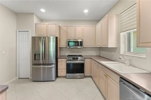 $497,500 | 3676 Northwest Deer Oak Drive, Jensen Beach, FL 34957