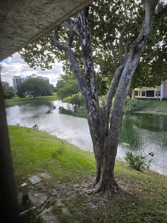 $1,850 | 7484 La Paz Boulevard, Unit 203, Boca Raton, FL 33433