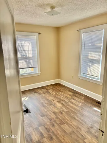 $1,500 | 1257 East Center Street, Unit 16, Kingsport, TN 37660