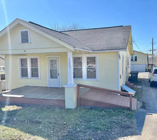 $1,500 | 1257 East Center Street, Unit 16, Kingsport, TN 37660