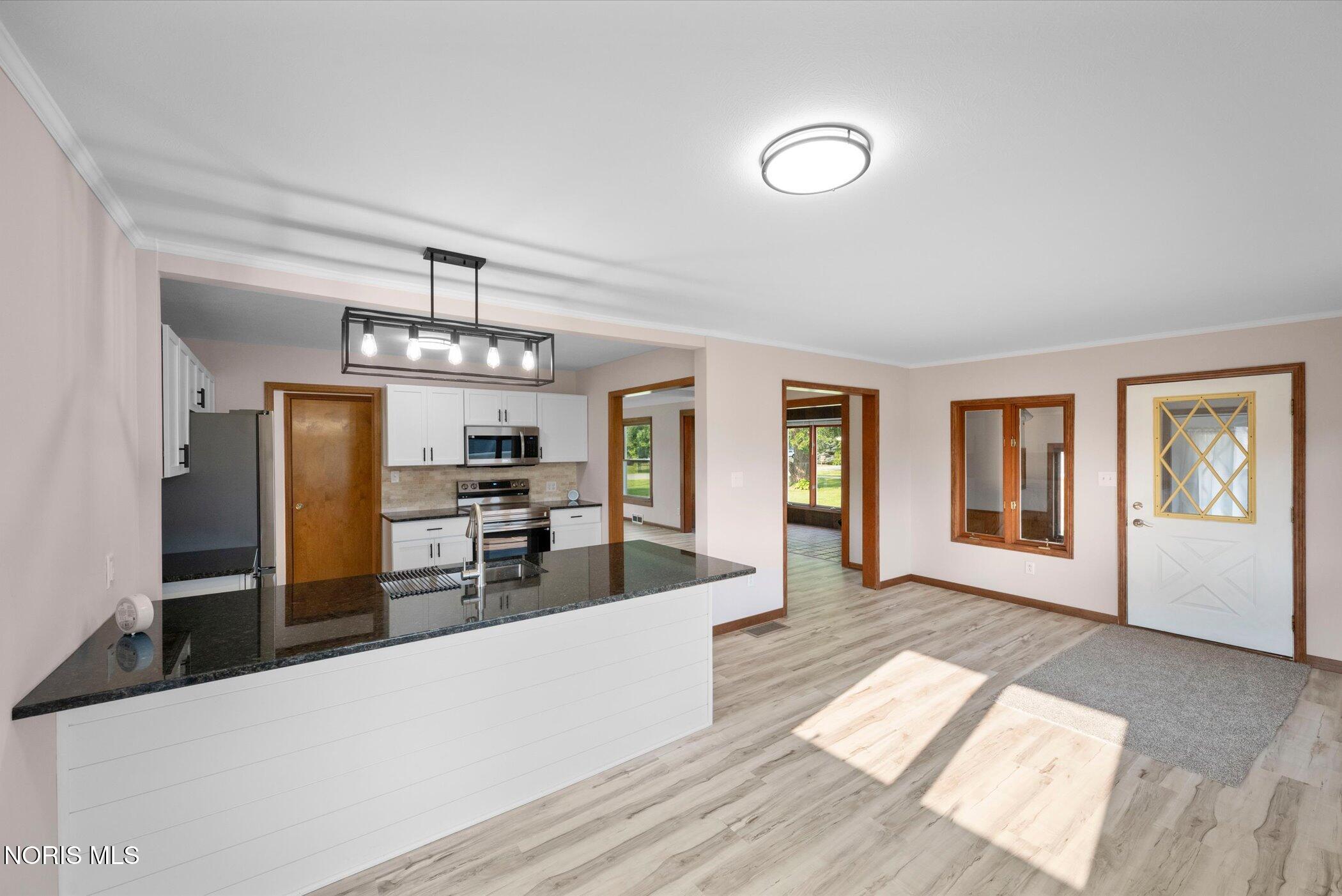 5837 Seaman Road Oregon, OH 43616 - Photo 10 of 38 Gallery Image 10