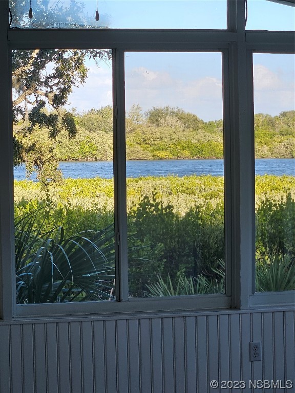 333 Schooner Avenue Edgewater, FL 32141 - Photo 21 of 31 a view of sky from window
