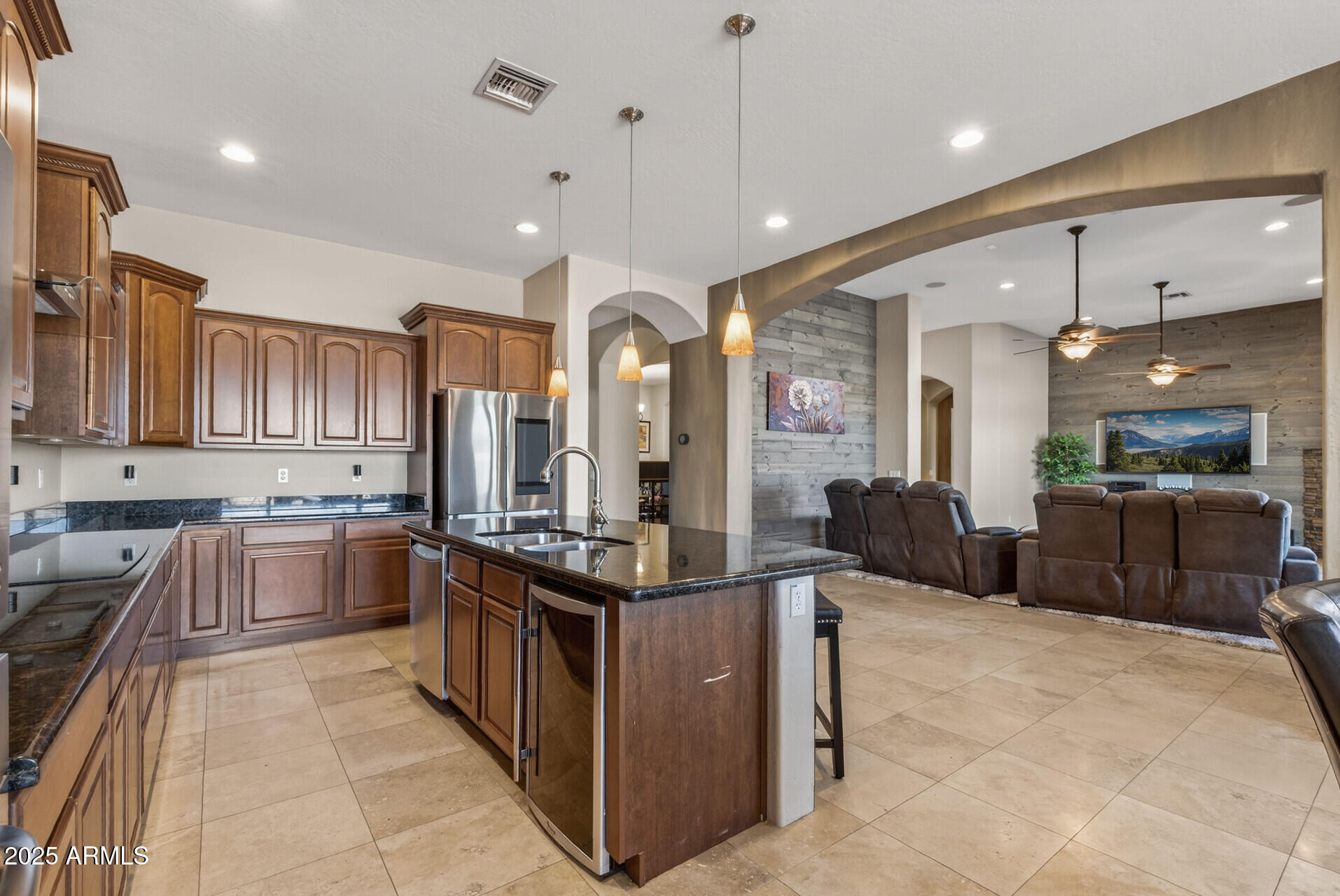 1744 West Maddock Road Phoenix, AZ 85086 - Photo 21 of 71 26_1744_W_Maddock26_mls
