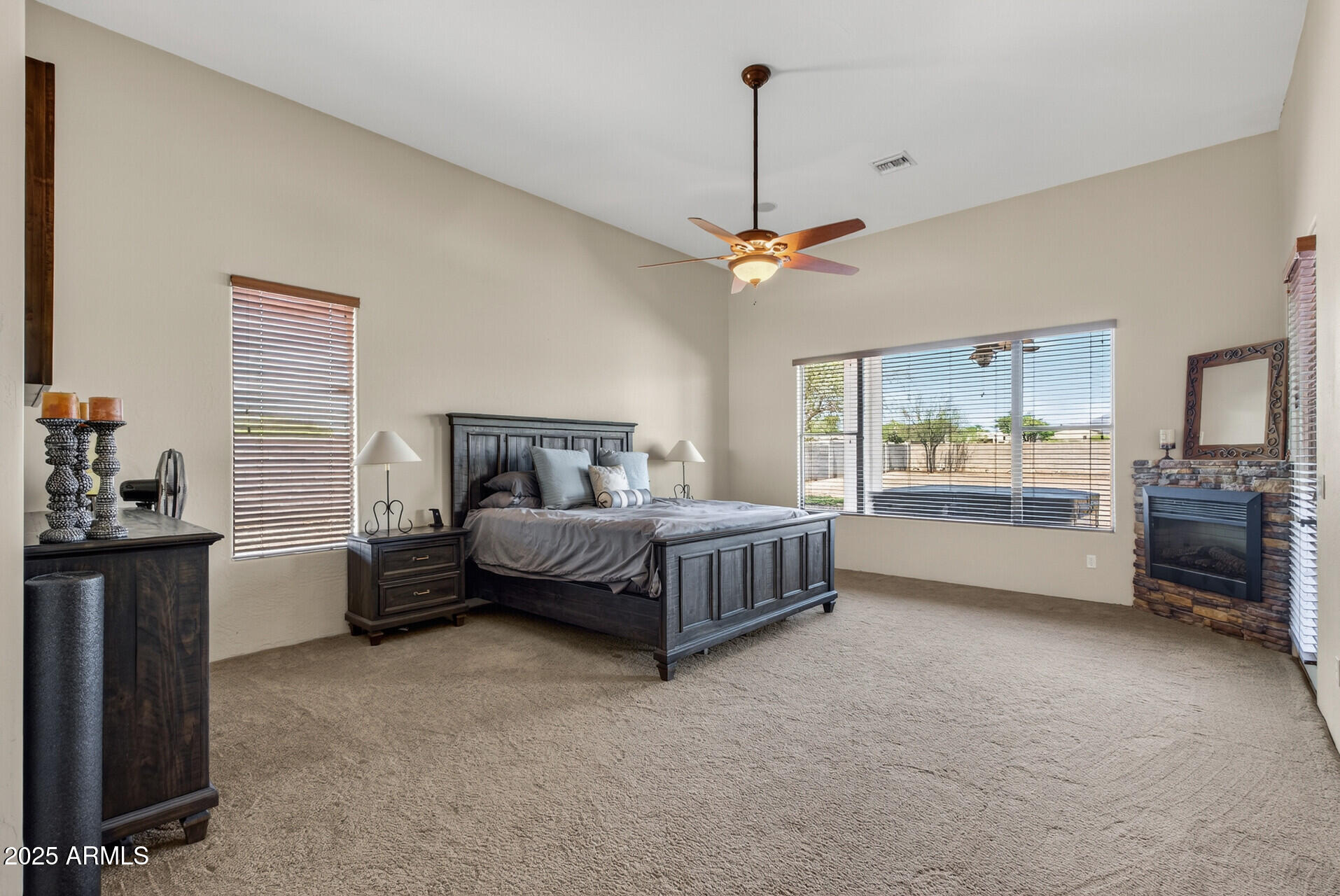 1744 West Maddock Road Phoenix, AZ 85086 - Photo 27 of 71 32_1744_W_Maddock32_mls