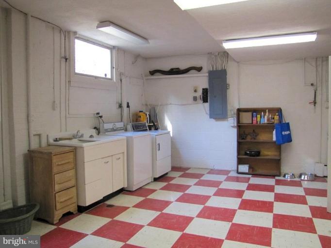 1613 Brookside Road McLean, VA 22101 - Photo 18 of 18 Laundry Area 1