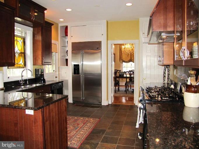 1613 Brookside Road McLean, VA 22101 - Photo 3 of 18 Kitchen #2