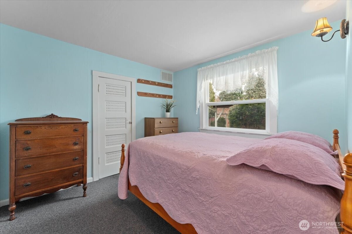 1202 Fifth Street Wenatchee, WA 98801 - Photo 13 of 23