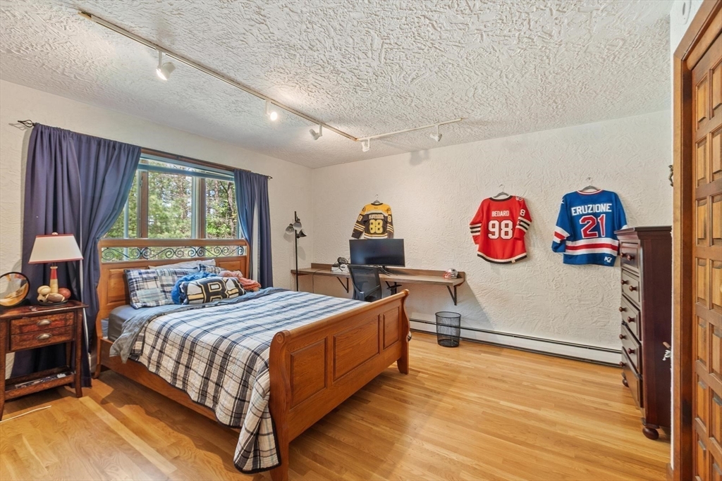 99 Beaver Road Reading, MA 01867 - Photo 17 of 42