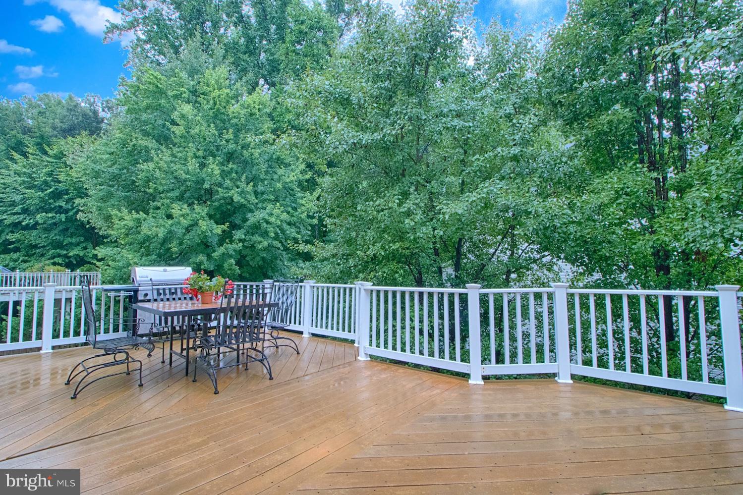 7365 Hunters Oak Court Springfield, VA 22150 - Photo 26 of 27 Deck