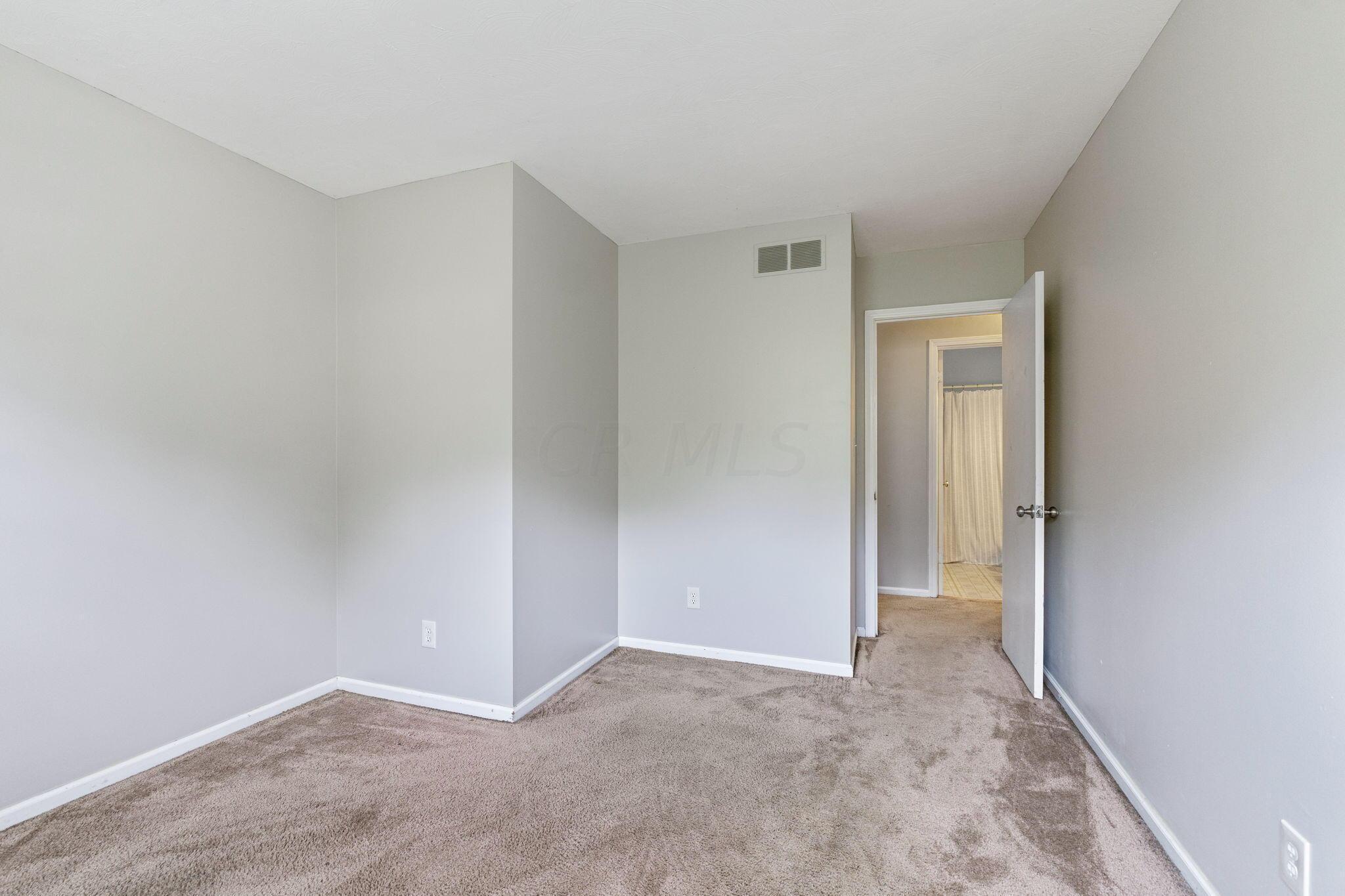 1901 Malvern Road Columbus, OH 43221 - Photo 31 of 41 1901 Malvern Rd