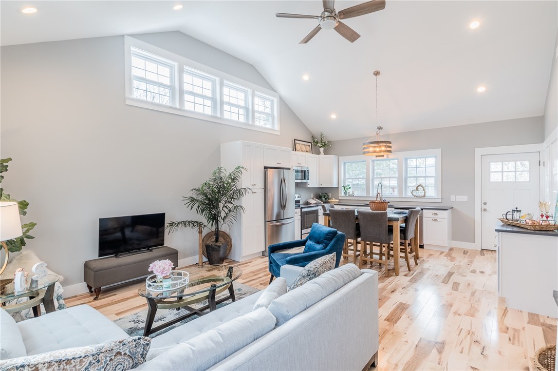 10 Albert Street Westerly, RI 02891 - Photo 8 of 36 Gallery Image 8